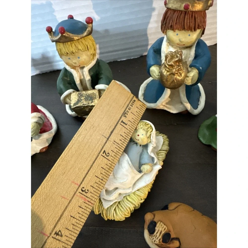 Vintage Porcelain Nativity Set Christmas 11 Piece Resin